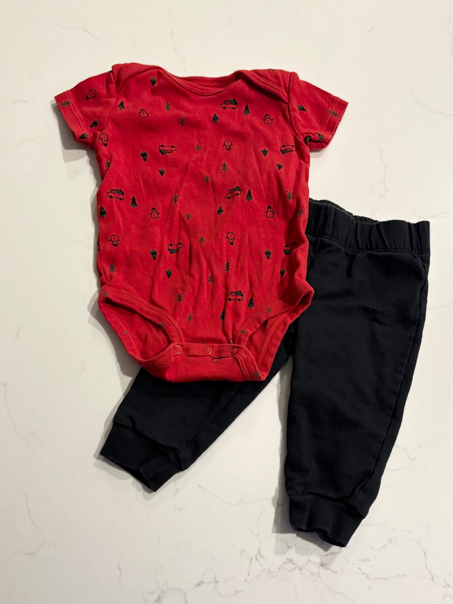 Carters-Ensemble-9 mois