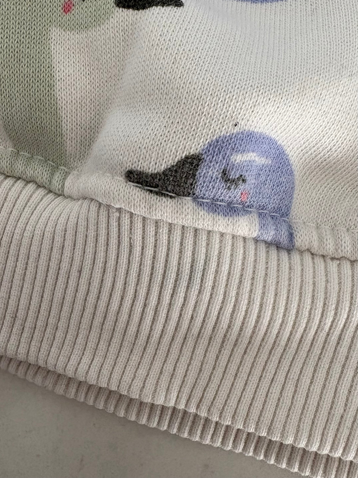 Zara-Crewneck-4/5T (légère imperfection)