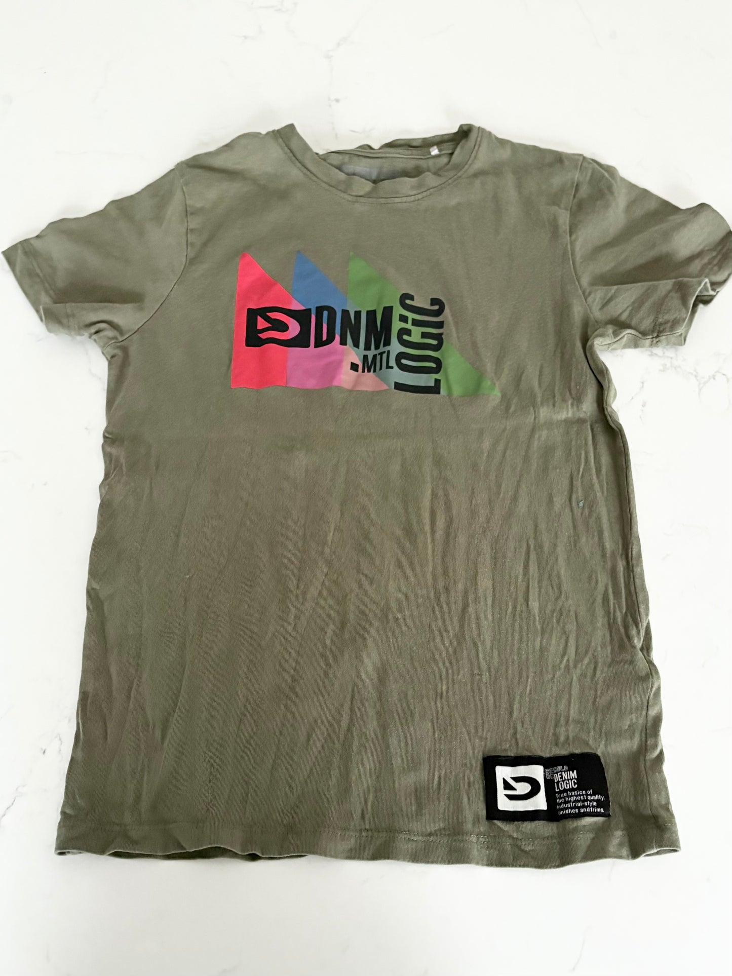 T shirt-~7/8T