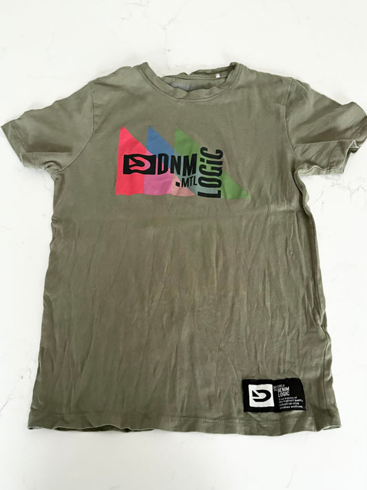 T shirt-~7/8T