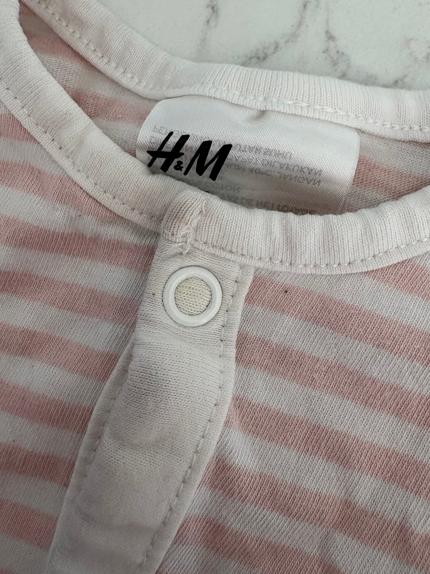 H&M-Pyjama-1/2 mois (bouton un peu jaunit)