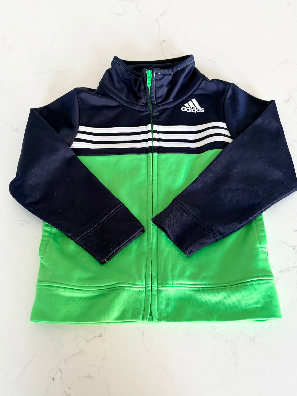 Adidas-Veste-24 mois