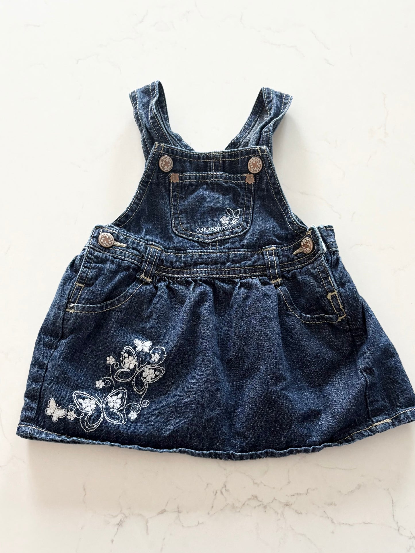 Oshkosh-Robe-~12 mois