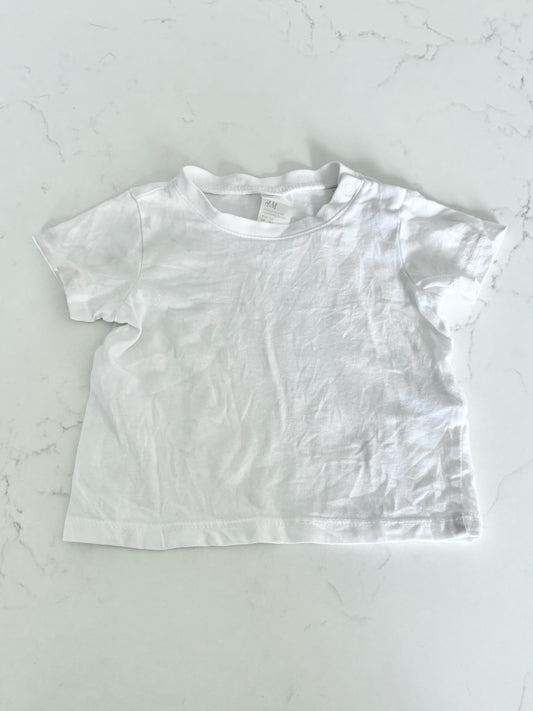 H&M-T shirt-2/4 mois ( imperfection collet )