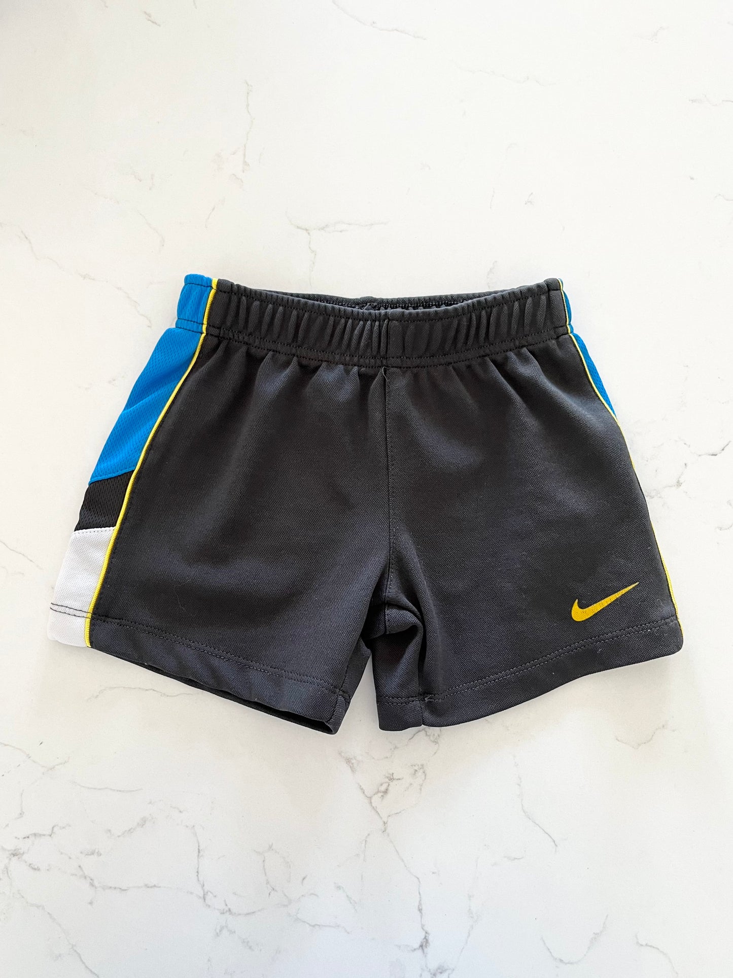 Nike-Short-12 mois