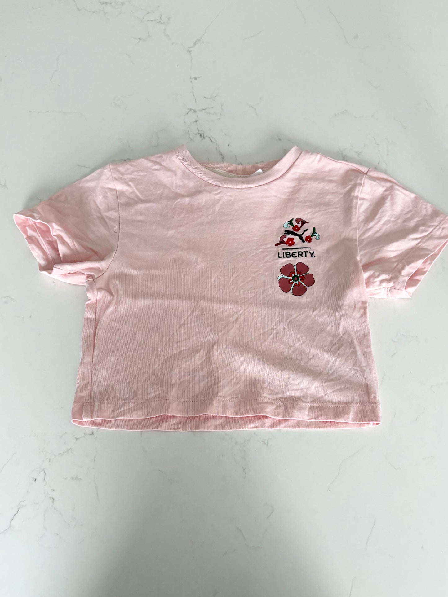Puma-T shirt-4/5T ( légère imperfection)