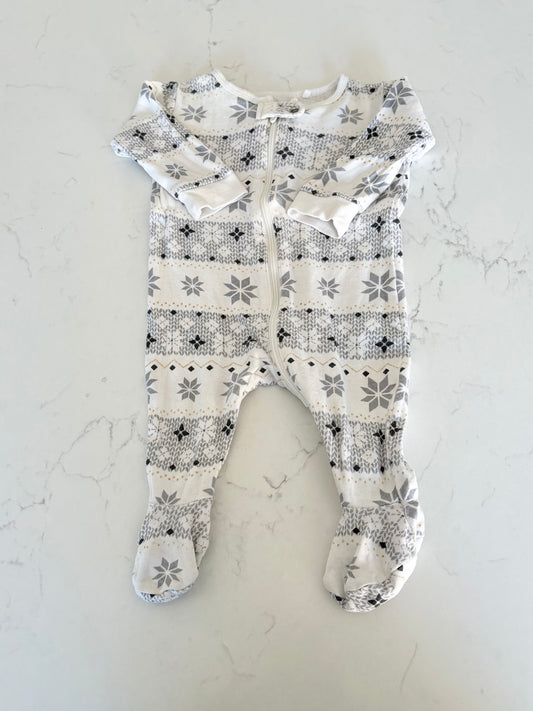 Petit lem-Pyjama-3 mois ( légère imperfection)