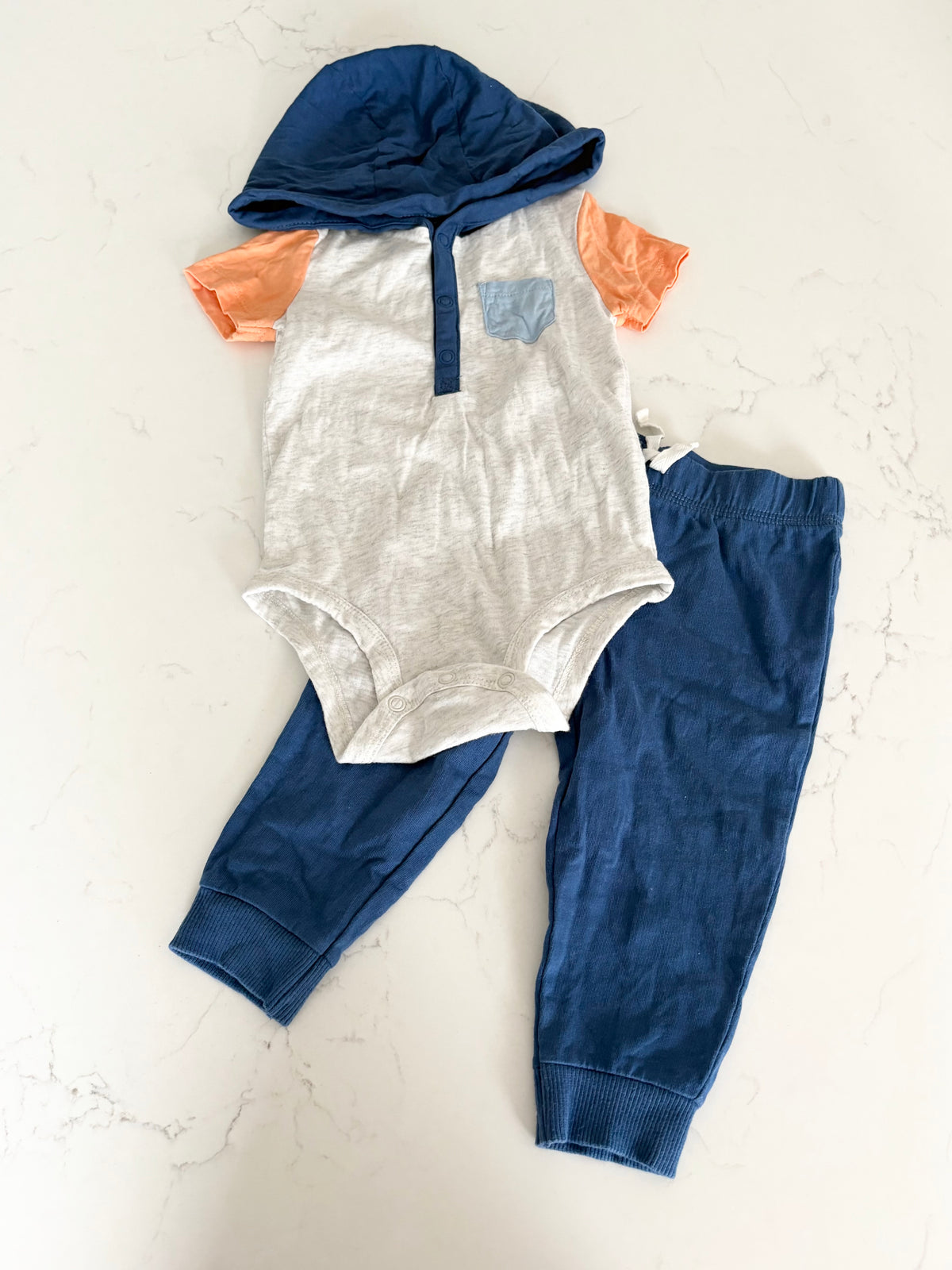 Carters-Ensemble-12 mois