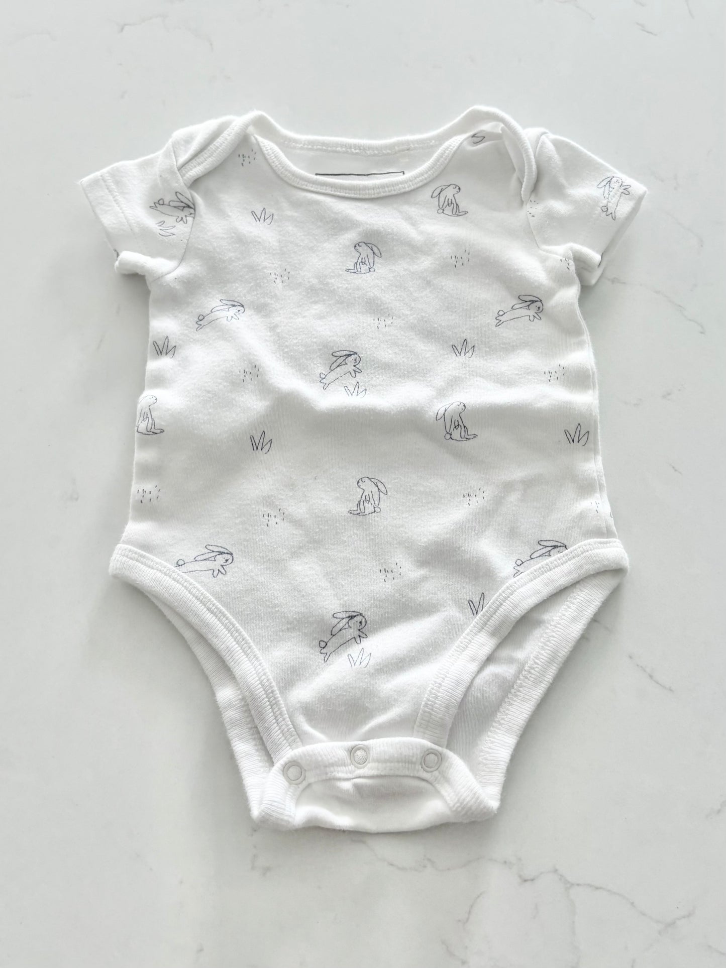 Gagou Tagou-Cache couche-6 mois